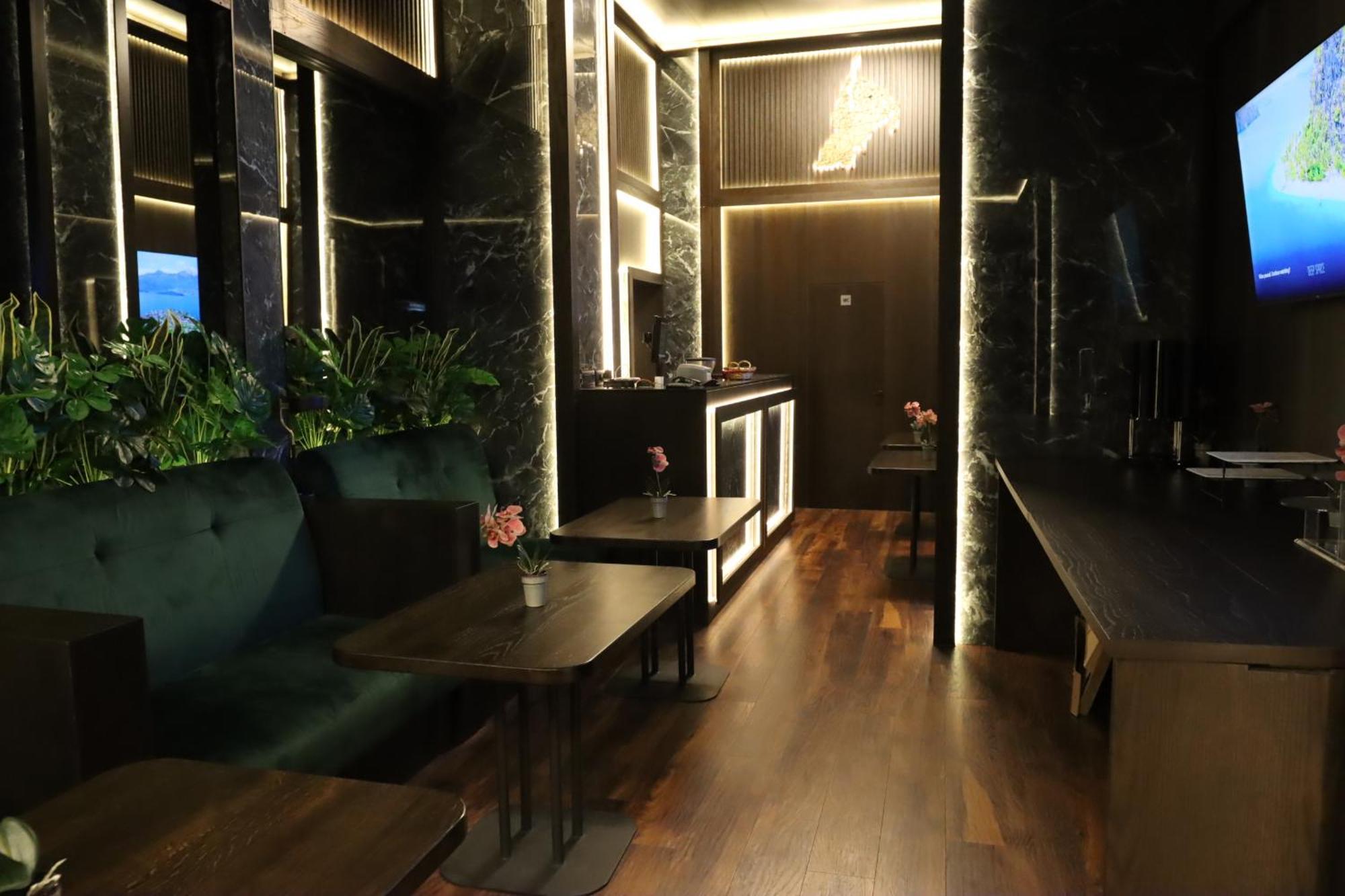 Hotel Macedonia Square Skopje Zewnętrze zdjęcie