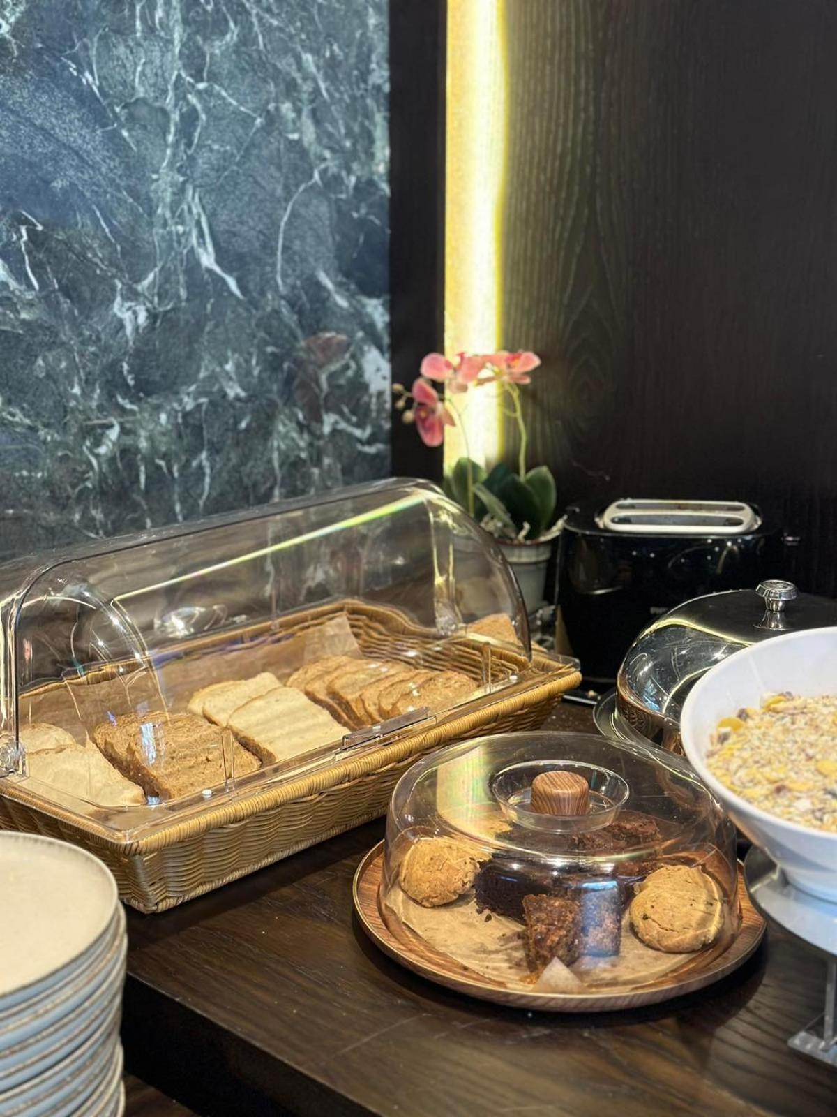 Hotel Macedonia Square Skopje Zewnętrze zdjęcie